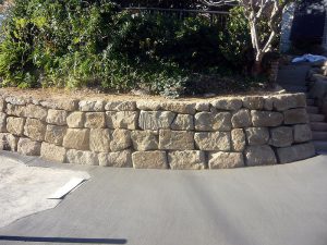 B-Grade—Australian Rock Walls in Burleigh Heads, QLD
